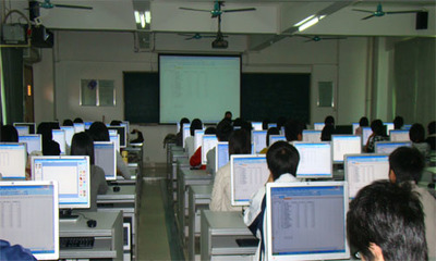 廣東工業(yè)大學計算機學院的院系設置
